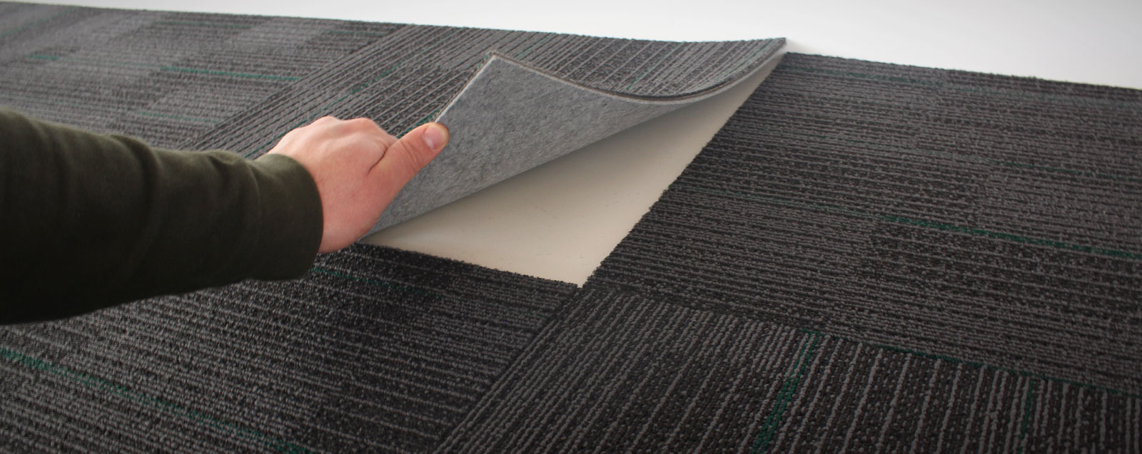 GP ULTRA LOOSE LAY CARPET TILES GREEN GREY EMRALD